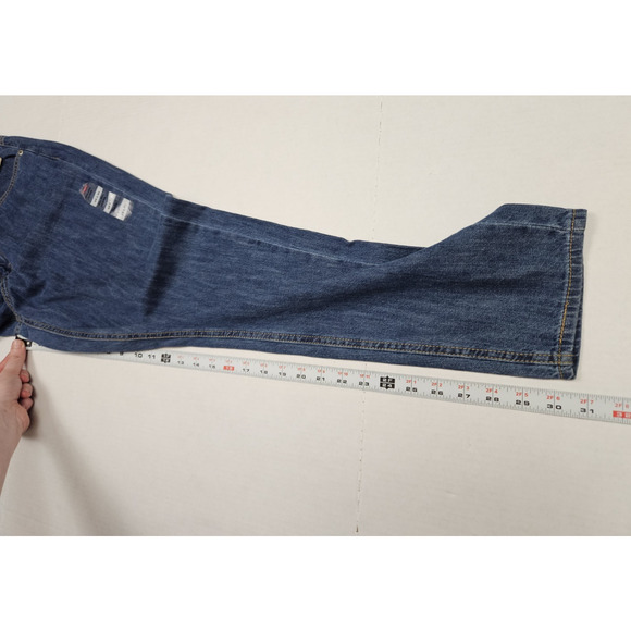 Levi's 80s Mom Jeans Women's 29x30 High Rise Relaxed Hip & Thigh Tapered Leg - Picture 4 of 8